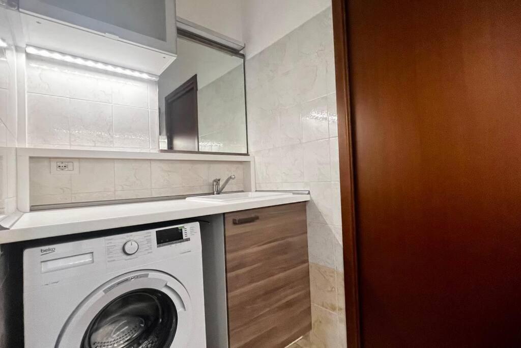 Appartement Urban House - Comfy Flat Navigli Milan Center Extérieur photo