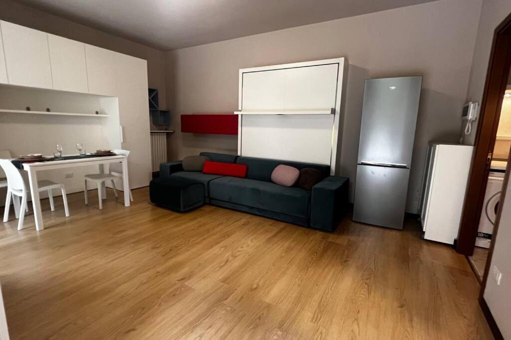 Appartement Urban House - Comfy Flat Navigli Milan Center Extérieur photo